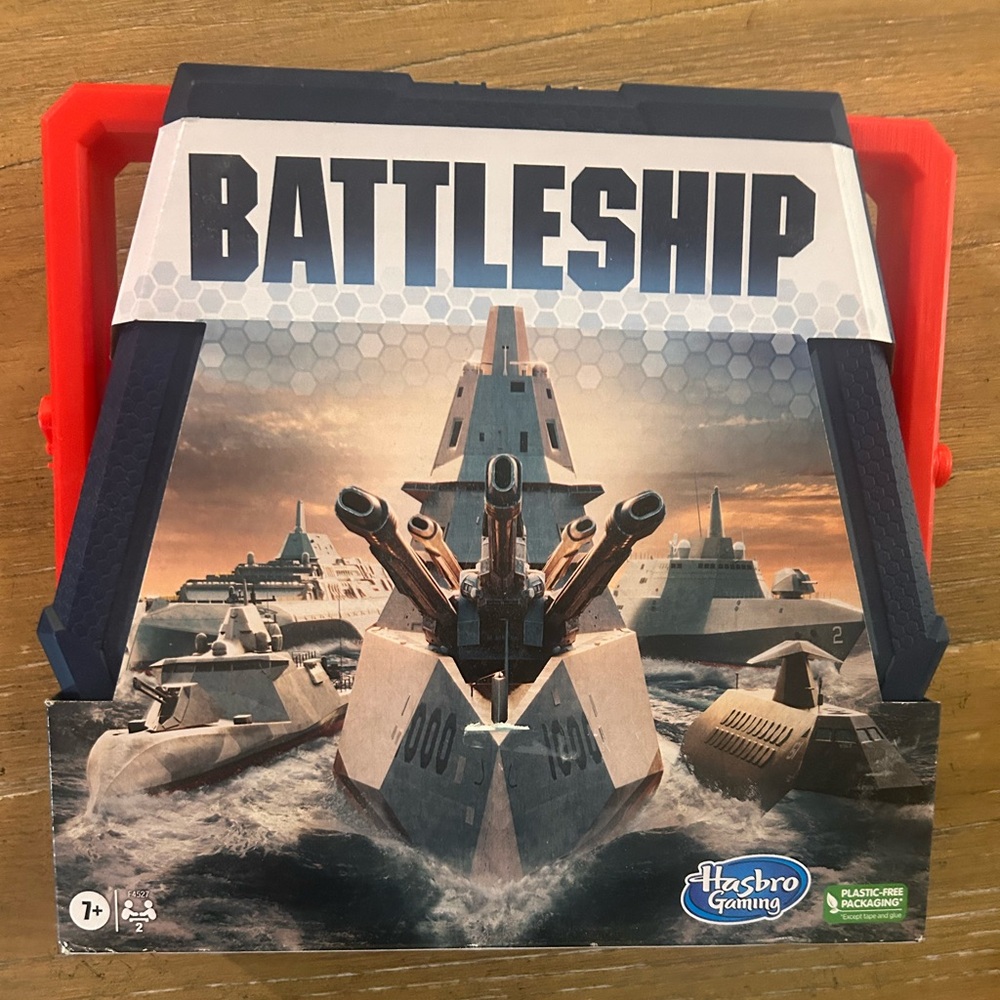 NWT Hasbro Battleship Game with Red and Blue Case